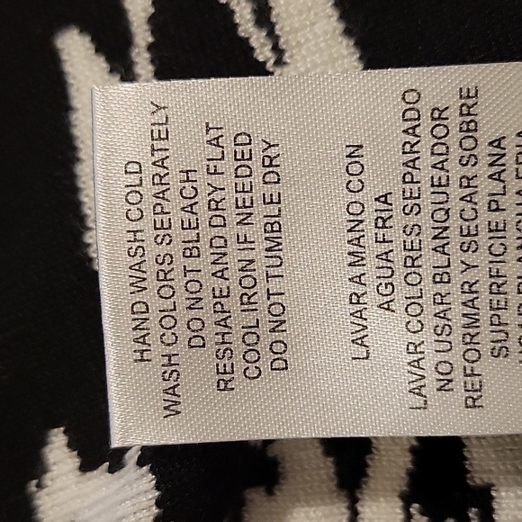 GABBY SKYE large black and white sweater midi dress - Picture 5 of 5